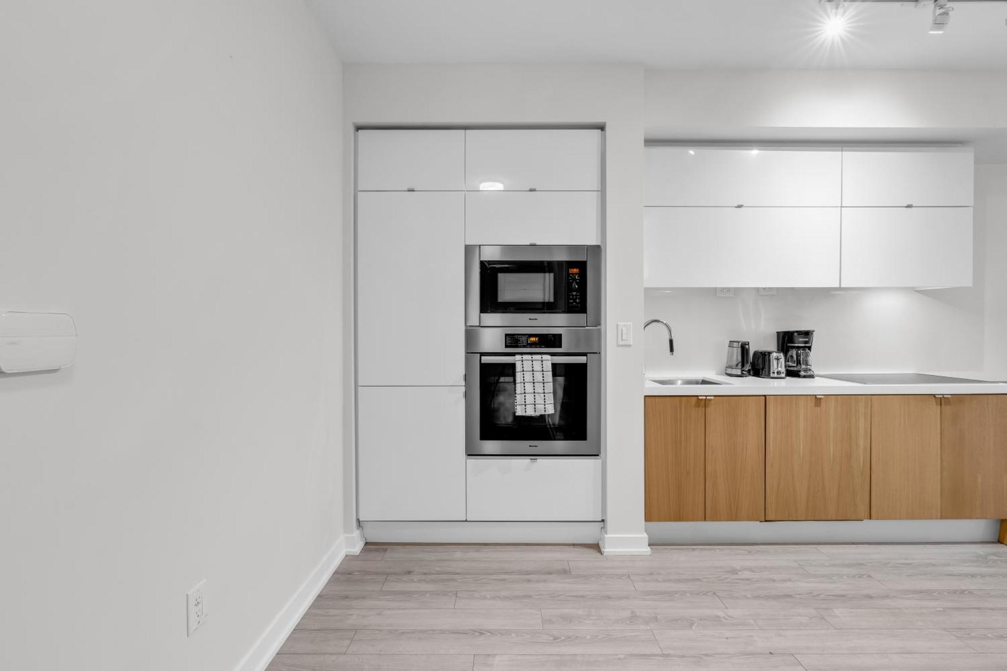 Spadina Modern Suites Toronto Luaran gambar